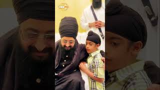 Kid reading baani - Dhadrianwale